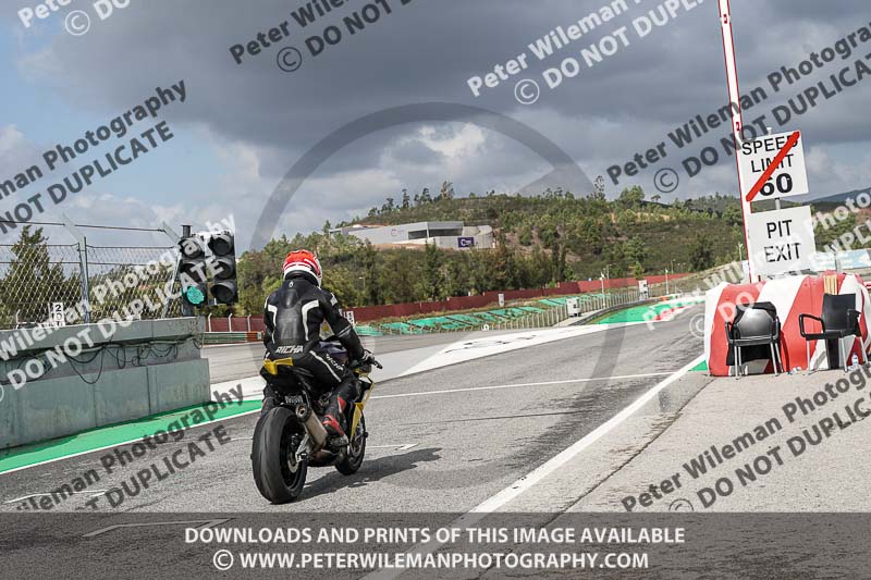 motorbikes;no limits;peter wileman photography;portimao;portugal;trackday digital images